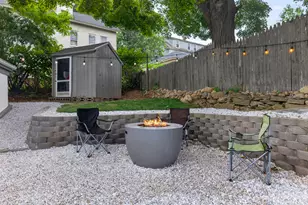 17 Grove St, New London, CT 06320 - Photo 11