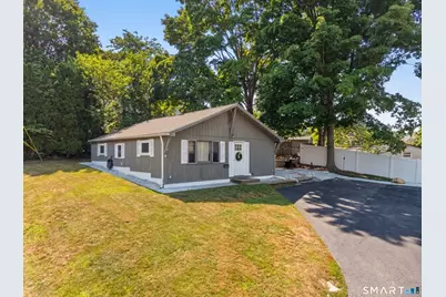 17 Grove Street, New London, CT 06320 - Photo 1