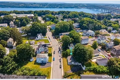 17 Grove Street, New London, CT 06320 - Photo 5