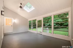 132 Hollyberry Ln, Plainville, CT 06062 - Photo 17
