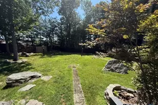 77 Valley View Rd, Norwalk, CT 06851 - Photo 23