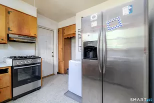9 Penzance Rd, Stamford, CT 06902 - Photo 11