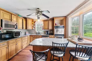 193 Old Colchester Rd, Waterford, CT 06375 - Photo 23