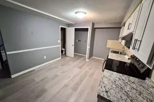 76 Sharon Rd, Waterbury, CT 06705 - Photo 5
