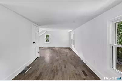 21 Meadow Street, Milford, CT 06460 - Photo 23