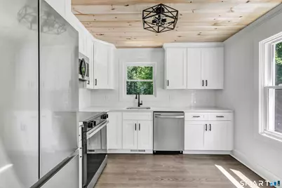 21 Meadow Street, Milford, CT 06460 - Photo 17