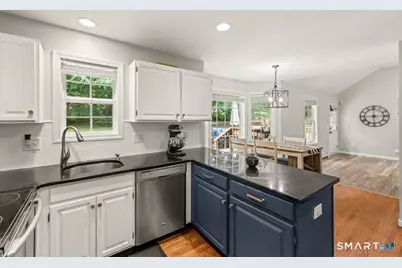 130 Alpine Drive, Newtown, CT 06482 - Photo 7
