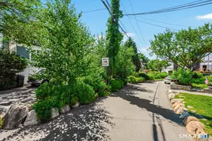 14 Rocky Point Rd, Norwalk, CT 06853 - Photo 35