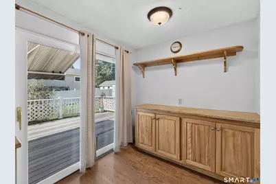9 West Road, East Lyme, CT 06357 - Photo 13