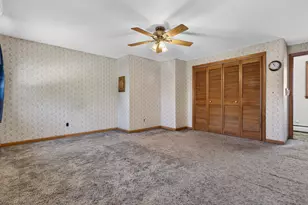 9 W Rd, East Lyme, CT 06357 - Photo 21