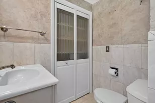9 W Rd, East Lyme, CT 06357 - Photo 25