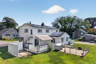 9 W Rd, East Lyme, CT 06357 - Photo 29