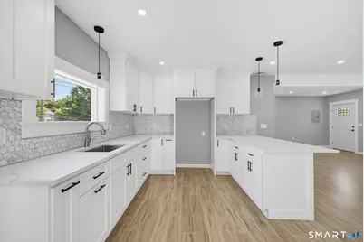 112 Broad Street, Meriden, CT 06450 - Photo 23