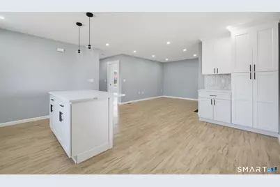112 Broad Street, Meriden, CT 06450 - Photo 15