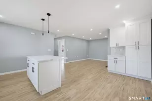 112 Broad St, Meriden, CT 06450 - Photo 15