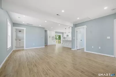 112 Broad Street, Meriden, CT 06450 - Photo 29