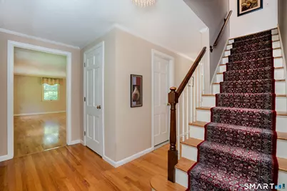 290 Old Farms Road, Simsbury, CT 06070 - Photo 3