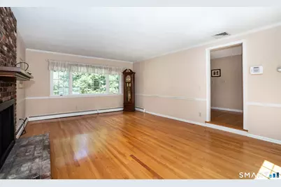 290 Old Farms Road, Simsbury, CT 06070 - Photo 15