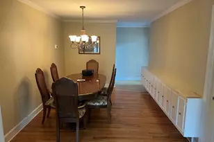 37 Fleetwood Dr, Waterbury, CT 06706 - Photo 3