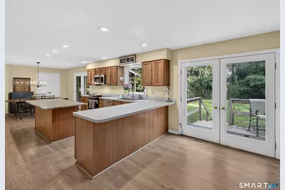 7 Bailey Drive, Guilford, CT 06437 - Photo 5