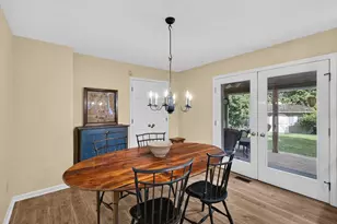 7 Bailey Dr, Guilford, CT 06437 - Photo 7