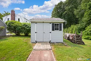 39 Plainfield St, Enfield, CT 06082 - Photo 31