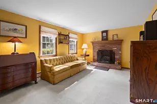 39 Plainfield St, Enfield, CT 06082 - Photo 15