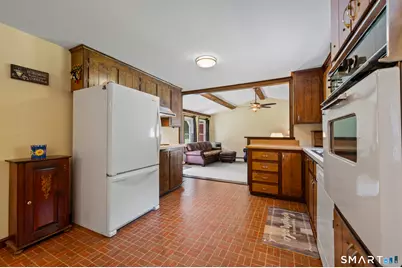 39 Plainfield Street, Enfield, CT 06082 - Photo 13