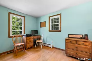 39 Plainfield St, Enfield, CT 06082 - Photo 21