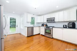 16 Terrie Rd, Farmington, CT 06032 - Photo 11