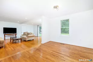16 Terrie Rd, Farmington, CT 06032 - Photo 7