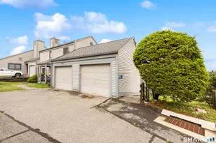 561 Pilgrim Harbor, Wallingford, CT 06492 - Photo 3