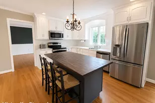 24 Round Hill Rd, Manchester, CT 06040 - Photo 3