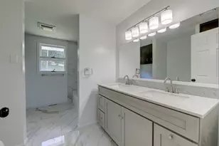 36 View St, Plainville, CT 06062 - Photo 17