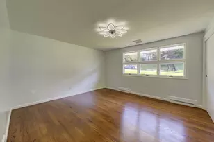 36 View St, Plainville, CT 06062 - Photo 19