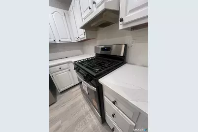 3370 Madison Avenue #10B, Bridgeport, CT 06606 - Photo 7