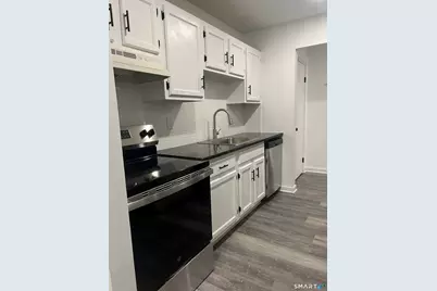 3004 Madison Avenue #B, Bridgeport, CT 06606 - Photo 3