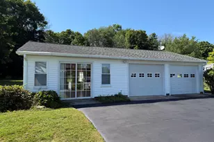 131 Daggett St, Plainfield, CT 06354 - Photo 3