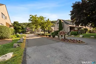 170 Beacon Hill Common, Beacon Falls, CT 06403 - Photo 3