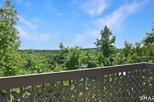 121 Country Squire Dr, Cromwell, CT 06416 - Photo 5