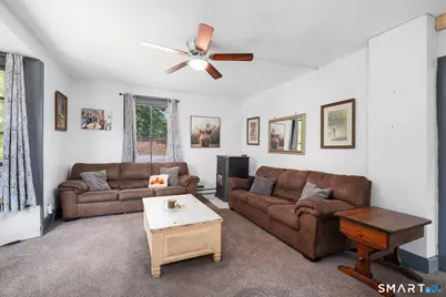 9 Hammond Street, Putnam, CT 06260 - Photo 3