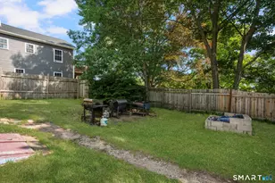 9 Hammond St, Putnam, CT 06260 - Photo 13