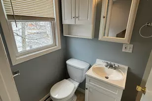 11 Roberts St, Bristol, CT 06010 - Photo 7