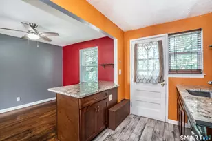 51 Arnold Way, West Hartford, CT 06119 - Photo 11