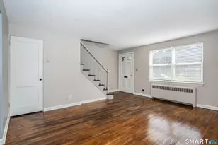 51 Arnold Way, West Hartford, CT 06119 - Photo 3