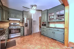 269 Wilbrook Rd, Stratford, CT 06614 - Photo 15