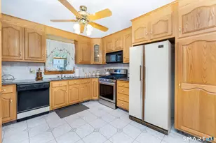 20 Terrace Rd, Wethersfield, CT 06109 - Photo 7