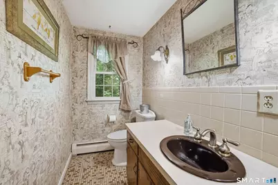 112 Hedgehog Lane, Simsbury, CT 06092 - Photo 15