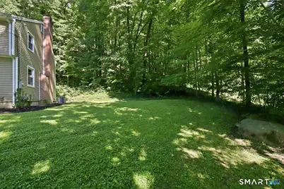 112 Hedgehog Lane, Simsbury, CT 06092 - Photo 31