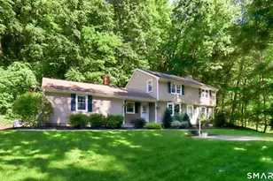112 Hedgehog Ln, Simsbury, CT 06092 - Photo 1